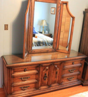 Princeville Dresser with tri-fold mirror