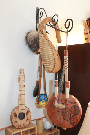 Souvenir musical instrument lot