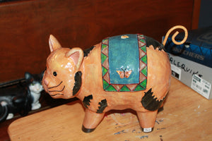 Cat pig creature