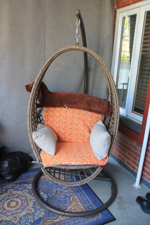 Woven egg swing chair
