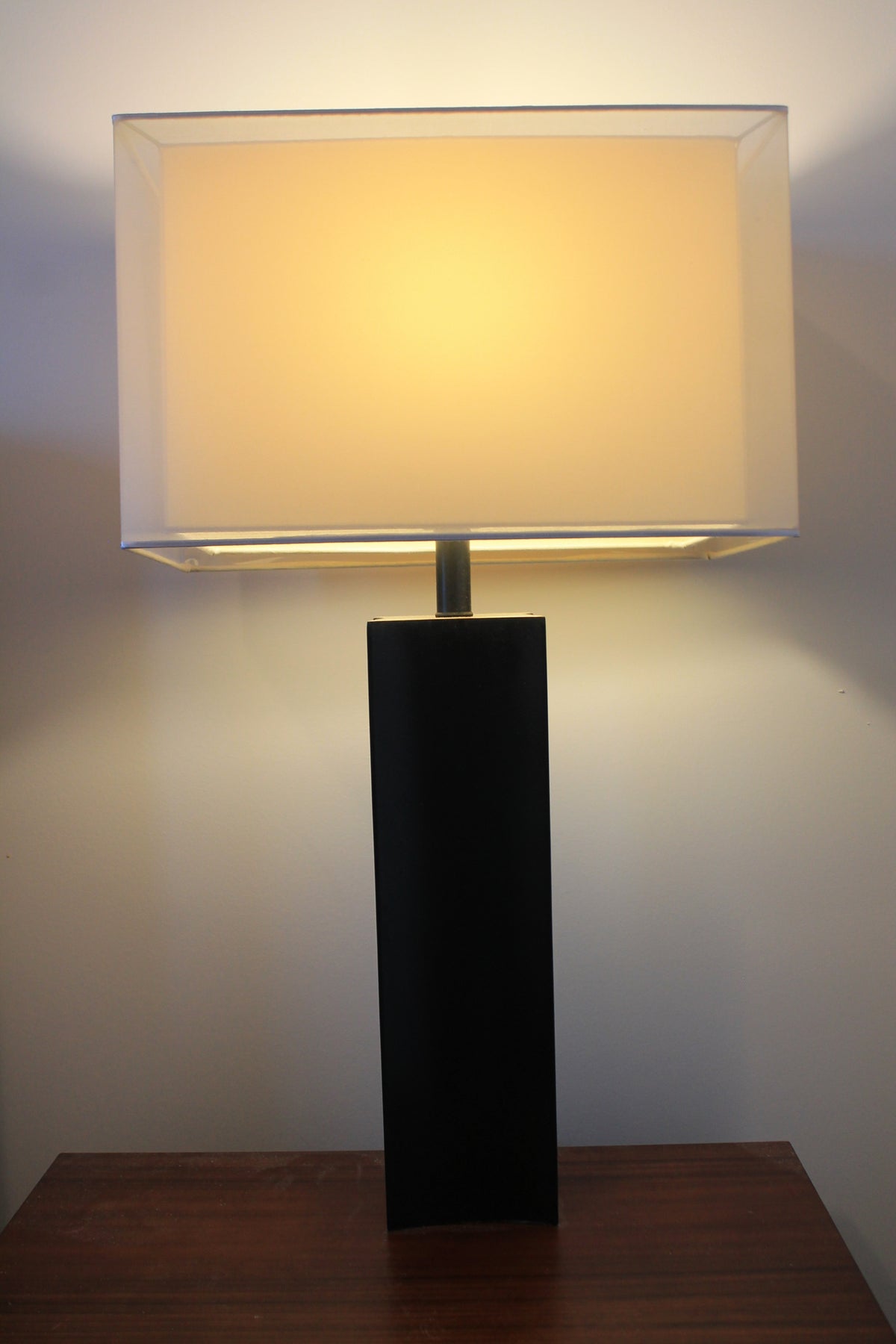 Minimalist rectangular table lamp