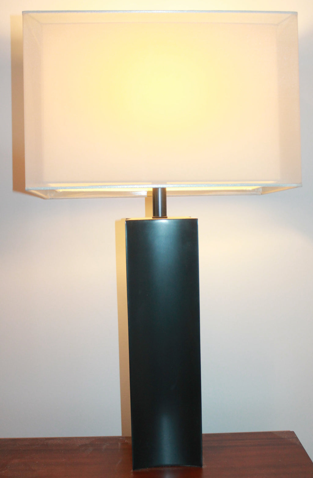 Minimalist rectangular table lamp