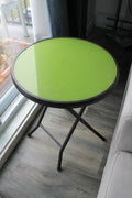 Foldable side / patio table