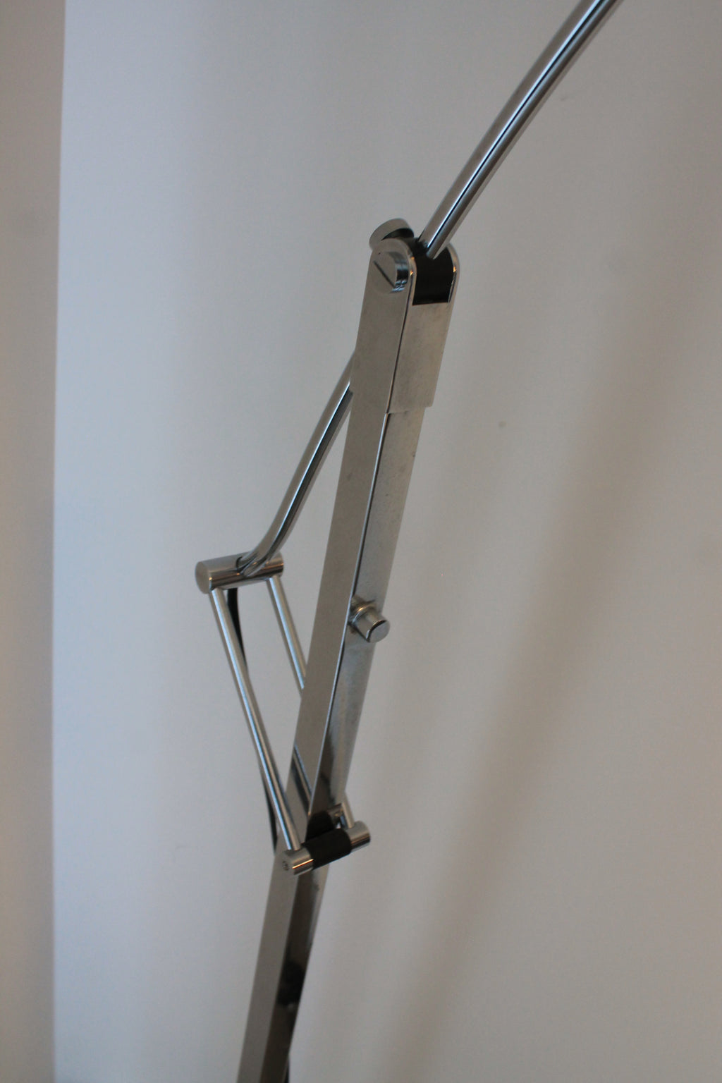 Articulating Reading Lamp