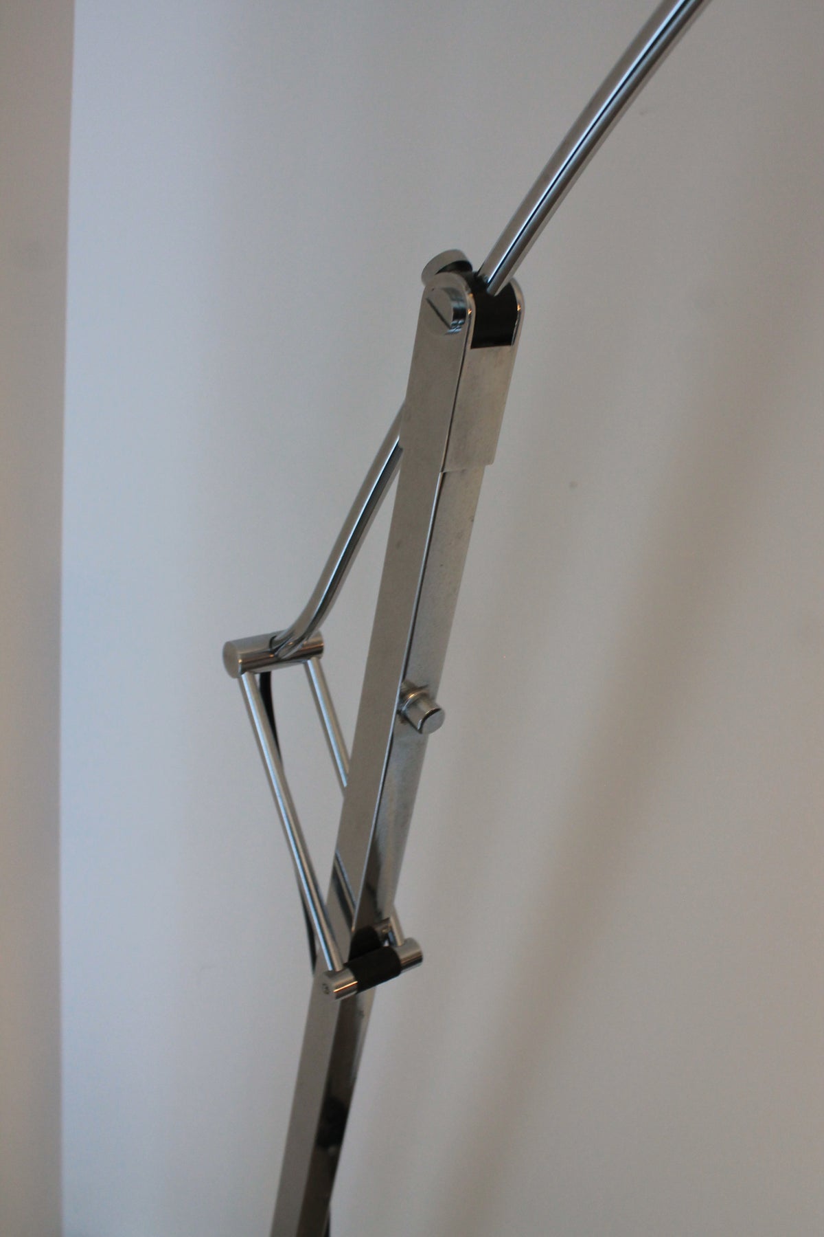 Articulating Reading Lamp