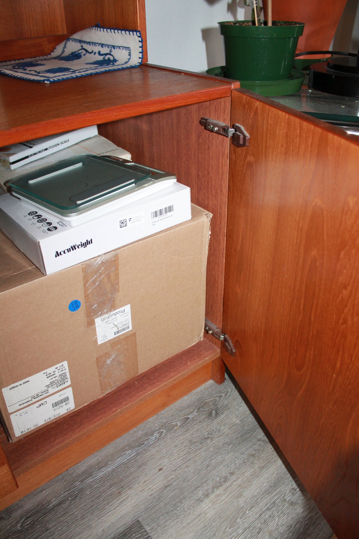 Hardwood and veneer wall unit - 3 pcs