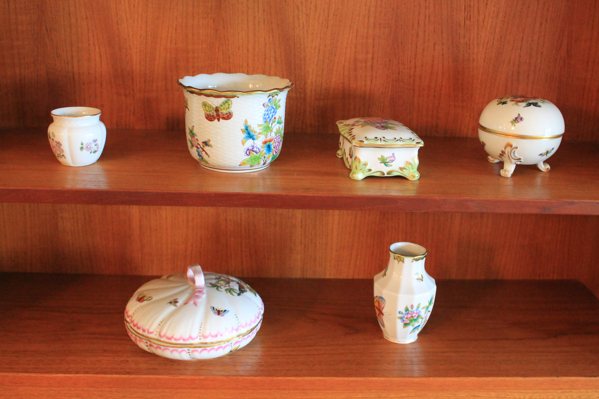 Cabinet shelf lot #2 (Hungarian Porcelain)