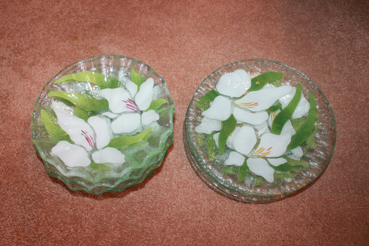 Glass Flowered Plates Lot (7+5)