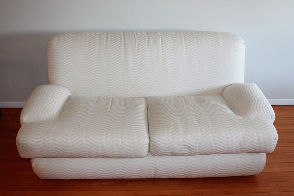 Plush Low Love Seat in Wave Pattern