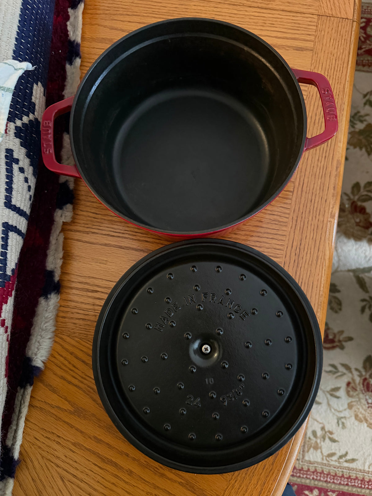 La Cocotte Cast-Iron Dutch Oven